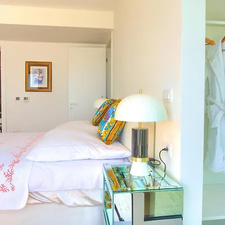 Vila The Oscar Baška