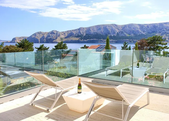 The Oscar فيلة *